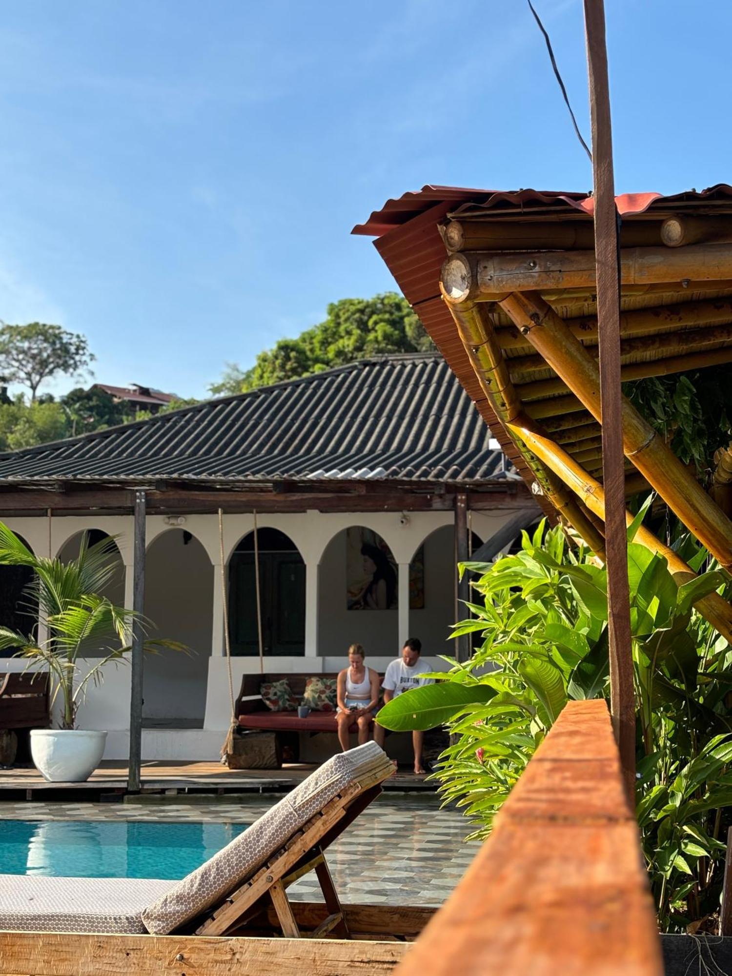 La Veranda Hotel & Restaurant Minca Exterior photo